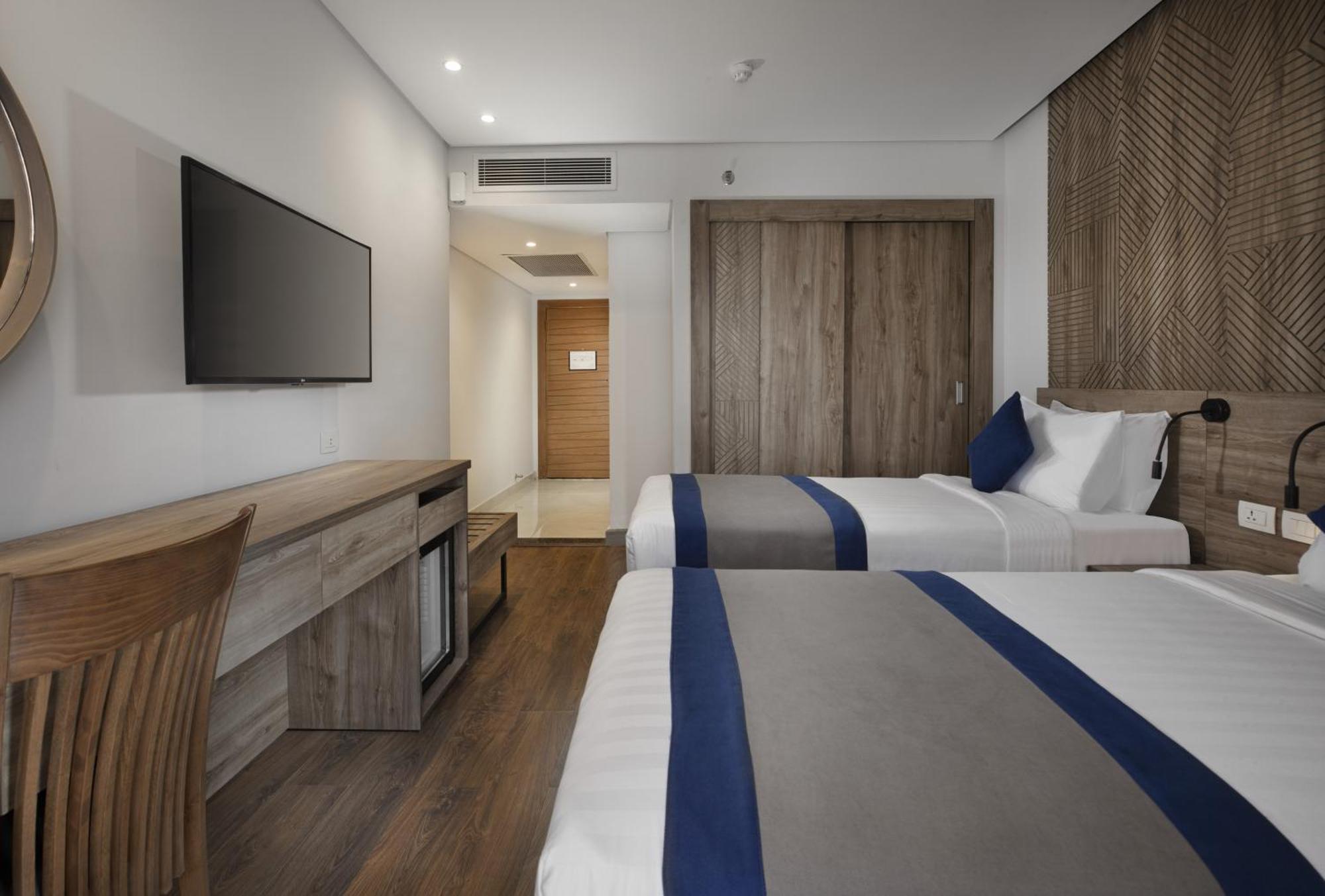Pyramisa Suites Hotel Cairo Giza Extérieur photo Standard room